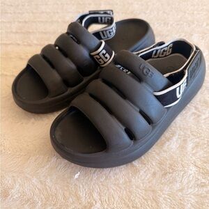 UGG  Black Sandals